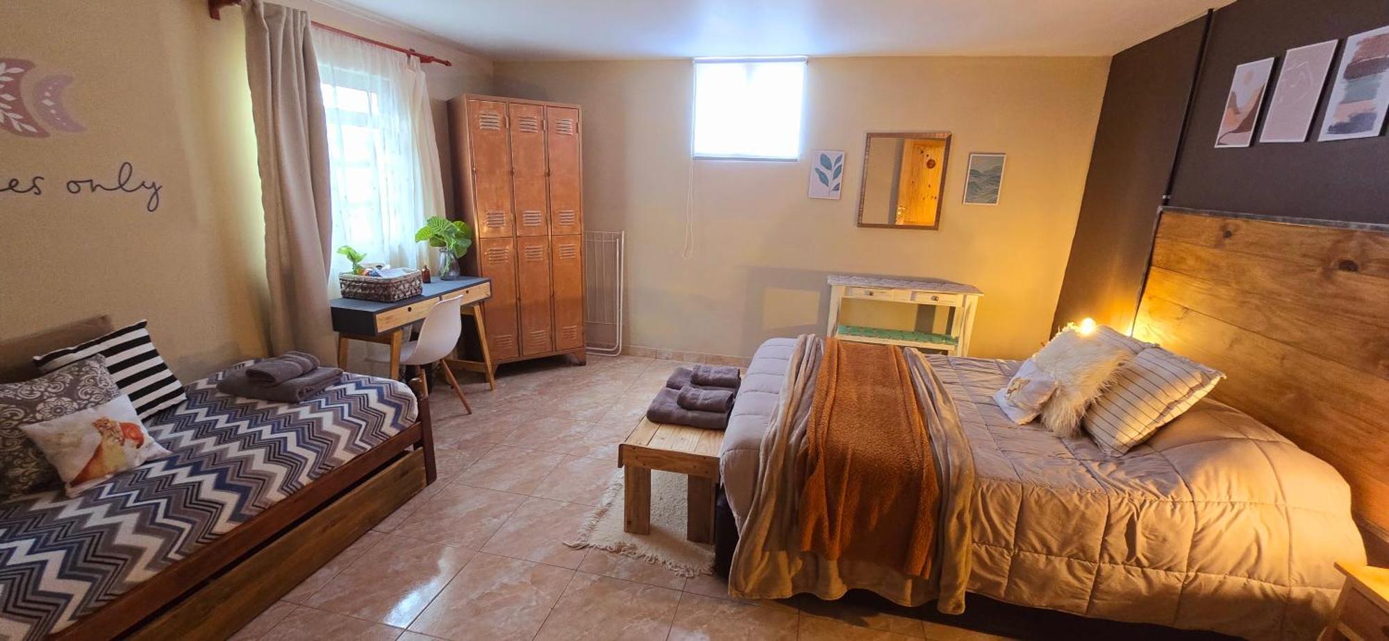 Hostel Del Lago, Habitaciones Privadas Y Cabanas El Chalten Exterior photo